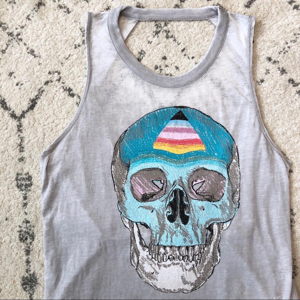 Chaser Open Back Skull Tank Size Medium NWOT